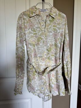 Charlie Holiday Pastel Floral Button-Down Shirt in Green & Pink sz 6